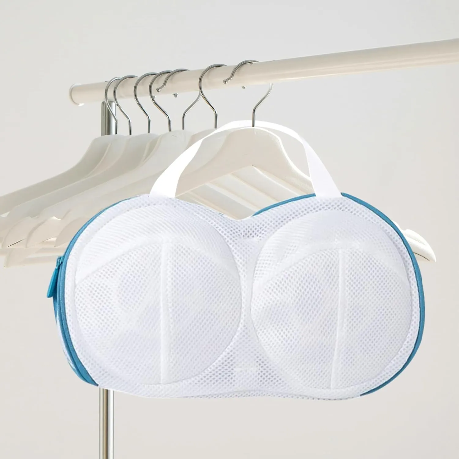 3Pcs Bra Washing Bags for Laundry Mesh Women Lingerie Underwear Brassiere Bags with Handle and Zipper Lingerie bra laundry Bag for Washing Machine Delicate (Blue, A to C cups)
