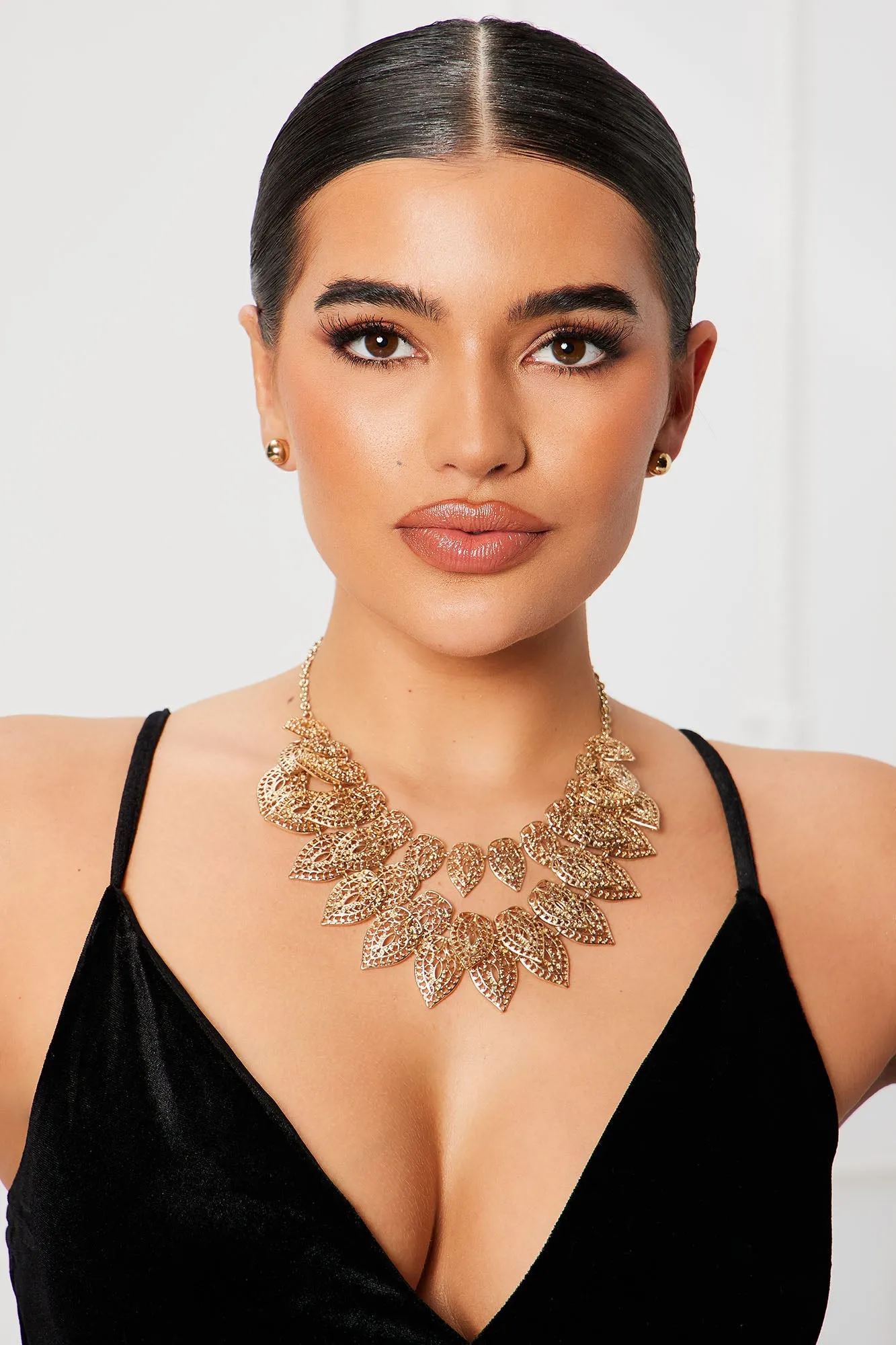 Beleaf In Yourself Necklace And Earring Set - Gold