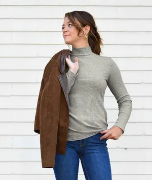 JUVIA mock neck top in Heather Grey