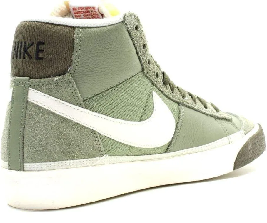 Nike Men's Blazer Mid Pro Club Sneaker