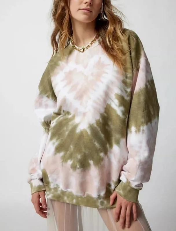 NUFIWI Tie Dye Heart Pattern Crew Neck Sweatshirt Long Sleeve Aesthetic Pink Pullover Tops Oversized Y2K Love Autumn Wear