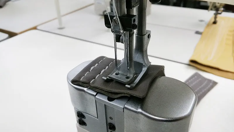 THOR GC1760 Post Bed Double Needle Walking Foot Sewing Machine