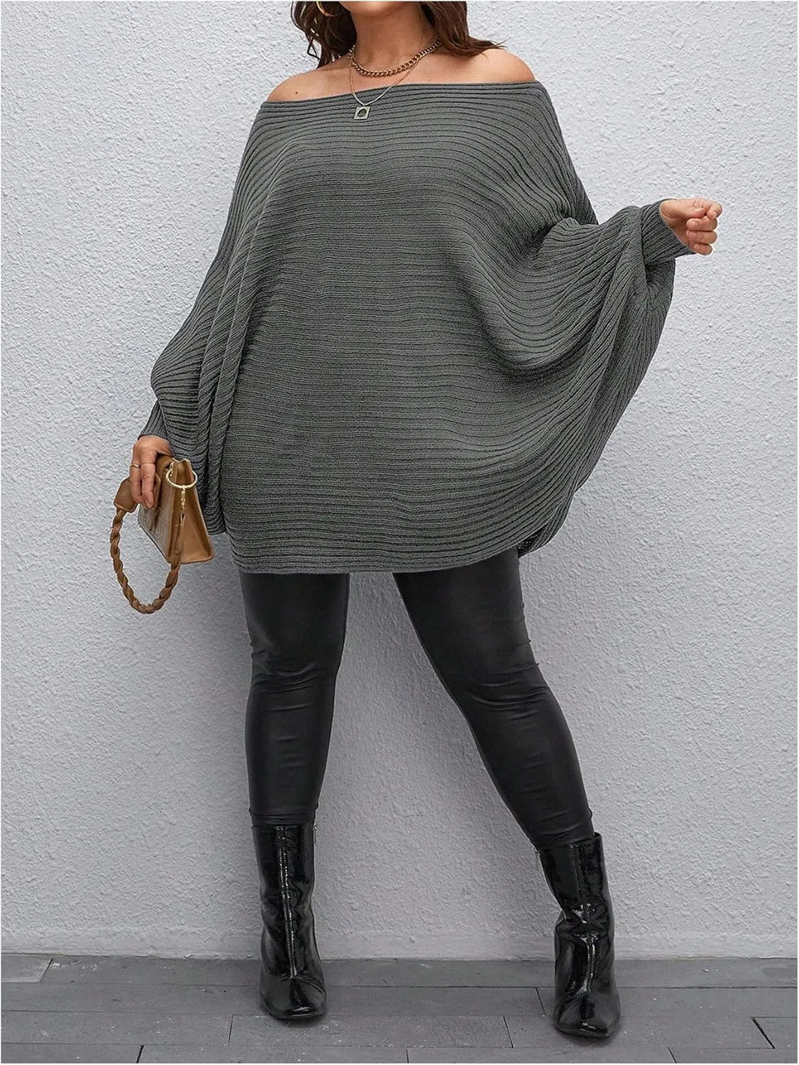 WDIRARA Women's Plus Size Off The Shoulder Batwing Long Sleeve Sweater Pullovers