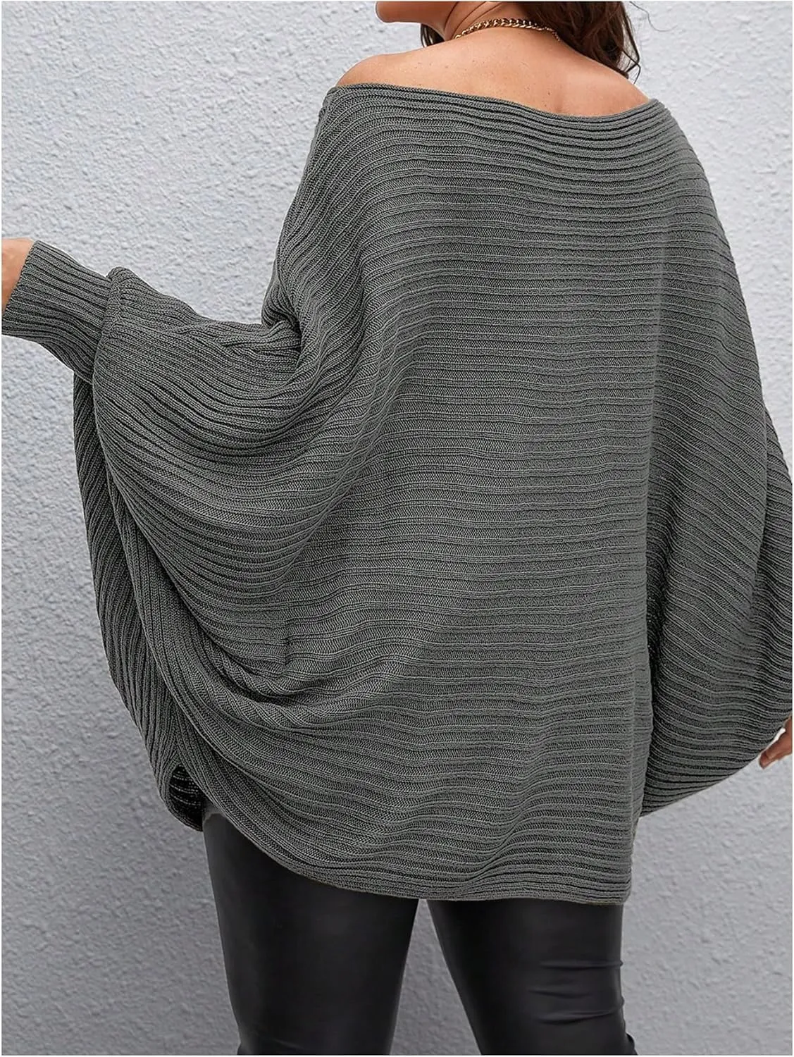 WDIRARA Women's Plus Size Off The Shoulder Batwing Long Sleeve Sweater Pullovers