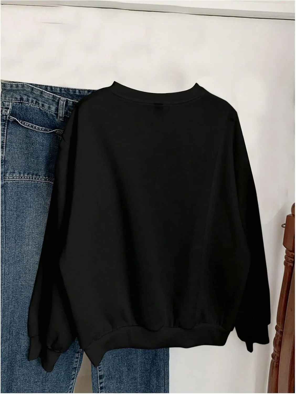Women's Cherry Embroidery Round Neck Sweatshirt Long Sleeve Drop Shoulder Loose Pullovers